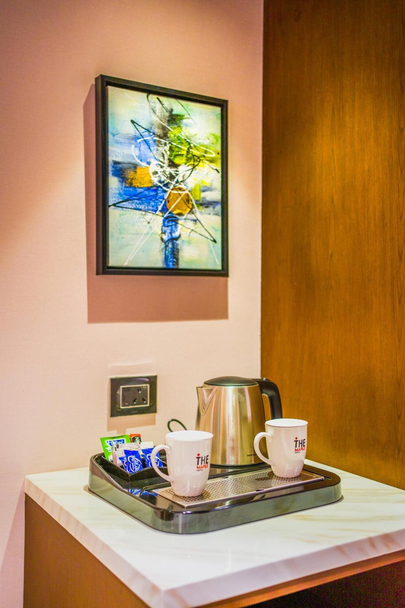 The Maple Hotel Bhopal Bagian luar foto